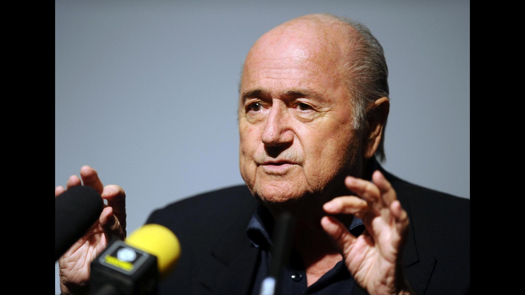 Calcio, Blatter rieletto presidente della Fifa per la quinta volta. Principe Ali si ritira
