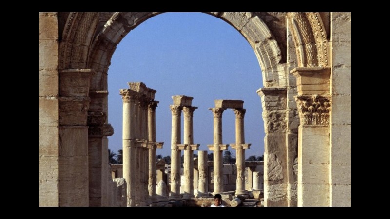 Isis, 20 uomini uccisi nell’anfiteatro antico di Palmira
