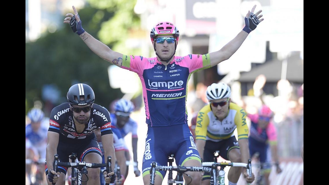 Ciclismo, Giro d’Italia: Modolo si aggiudica 17/a tappa, Contador sempre maglia rosa