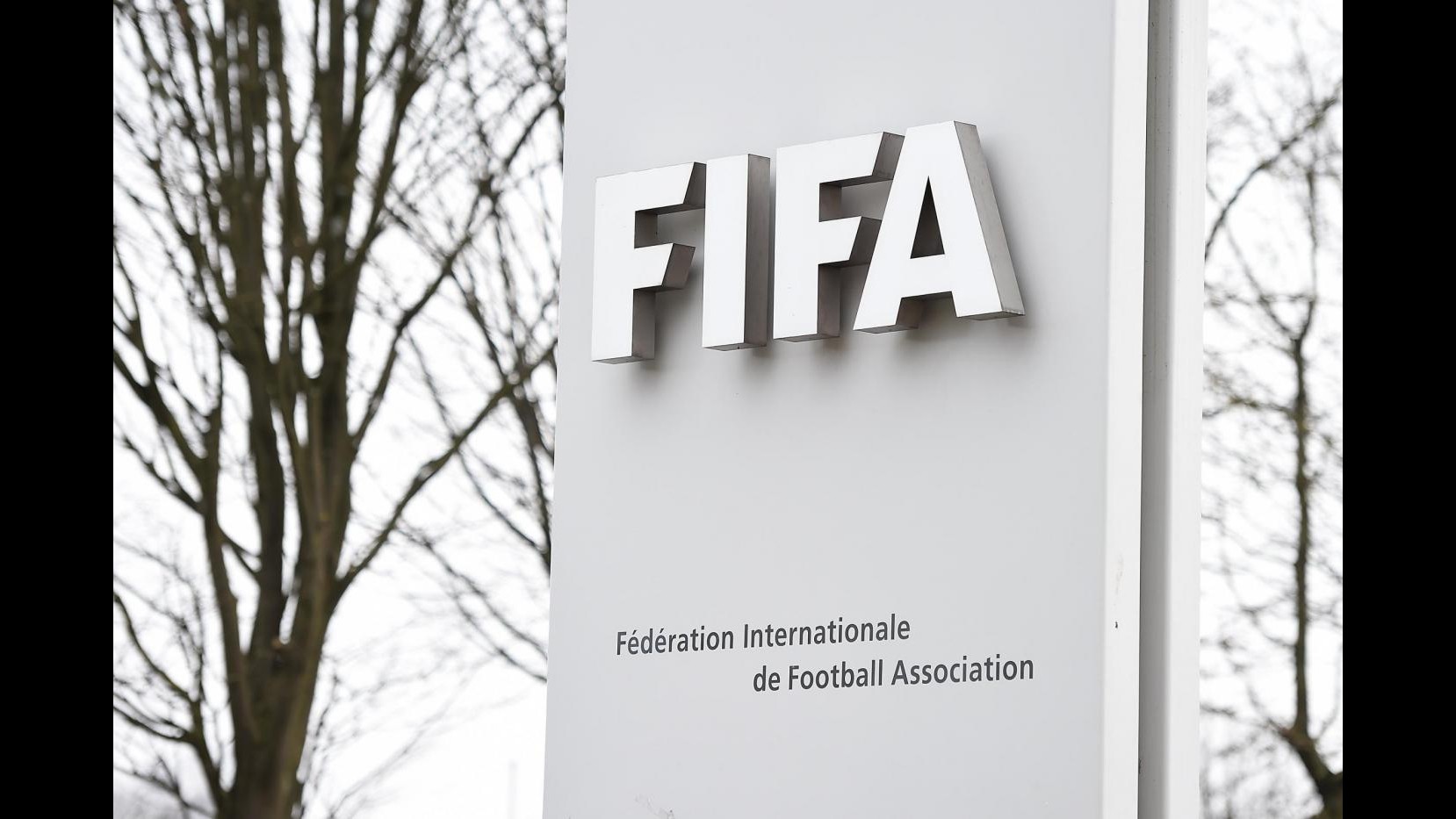 Scandalo nella Fifa: 7 arresti in Svizzera  Procuratore Usa: Calcio corrotto da 20 anni