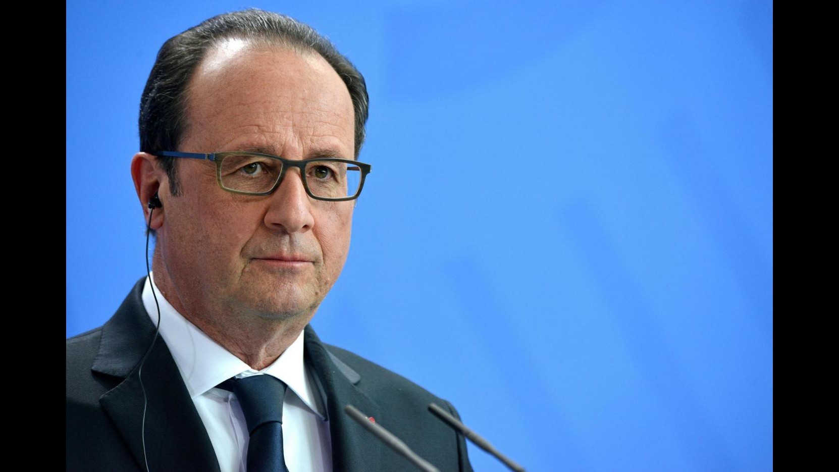 Crolla consenso Hollande, non è un buon presidente per 3 francesi su 4