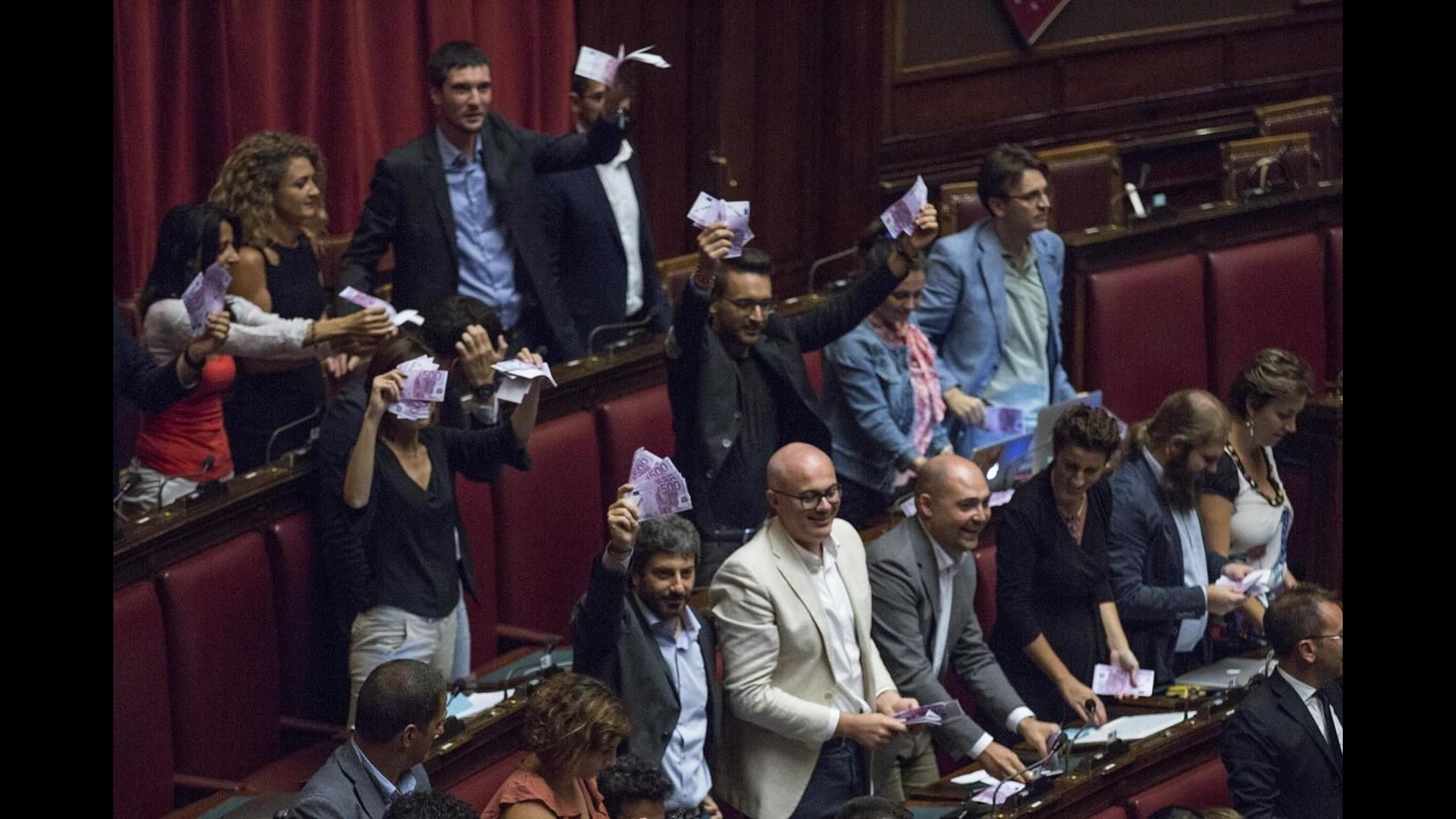 Giustizia, M5S: Pd non combatte voto scambio politico mafioso