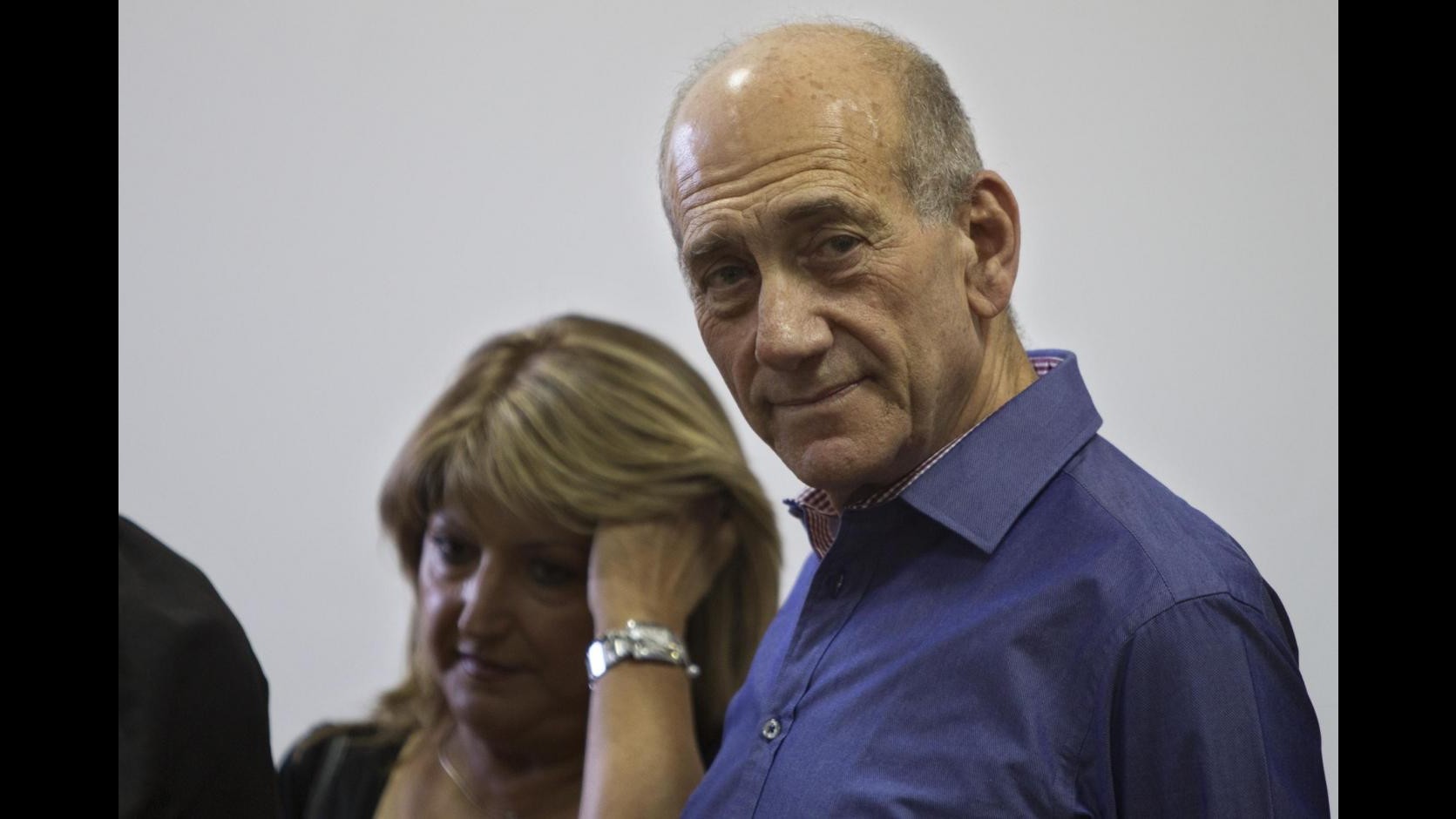 Israele, nuova pena detentiva per ex premier Olmert: 8 mesi per tangenti