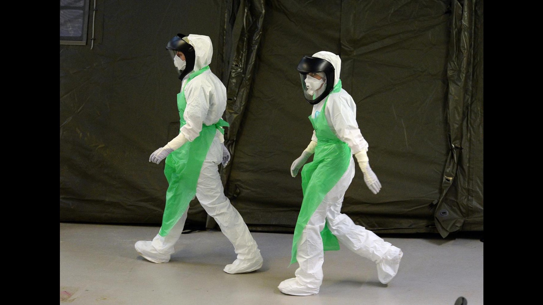 Ebola, infermiere ricoverato a Roma di nuovo con febbre ma vigile