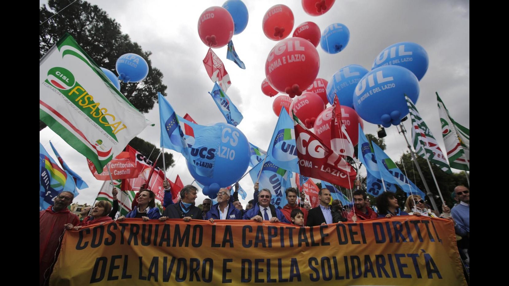 Roma, Marino a sindacati: Stiamo cambiando città e non ci fermeremo
