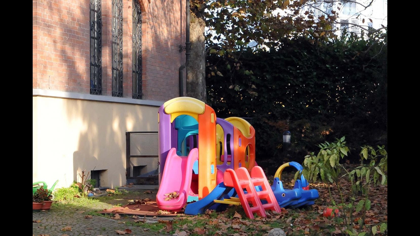 Torino, 3 maestre asilo denunciate per maltrattamenti su bambini