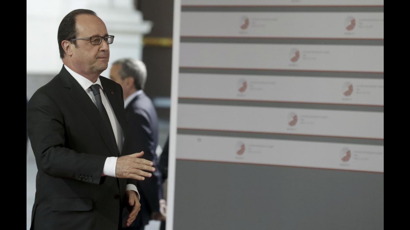 Francia, Hollande verso candidatura 2017 dopo voto interno socialisti