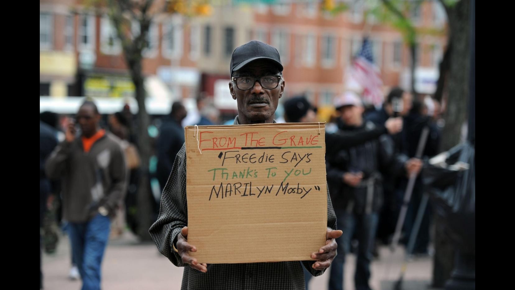 Usa, morte Freddie Gray: confermate accuse a 6 poliziotti