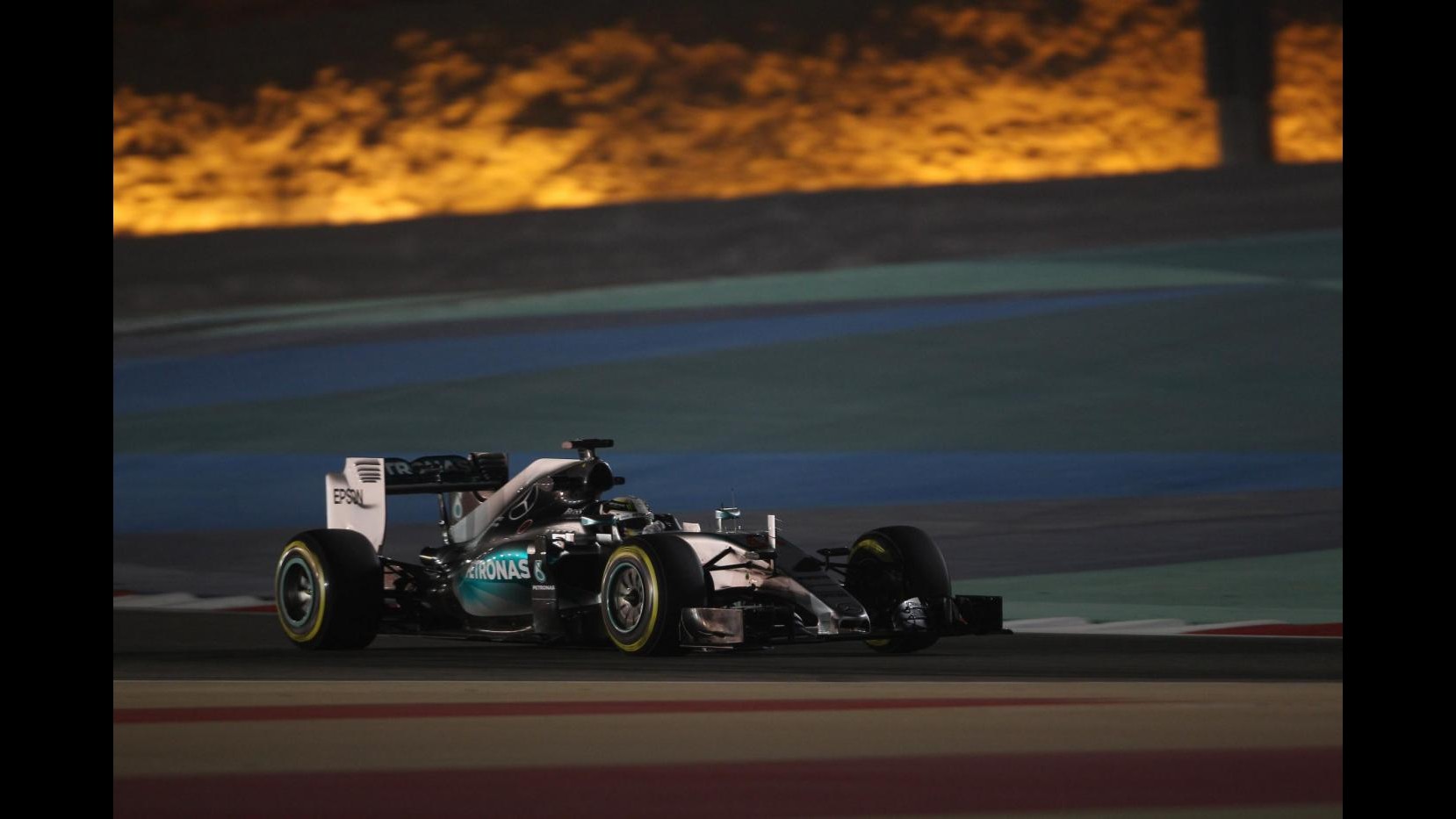 F1, Gp Monaco: Hamilton davanti a tutti nelle libere, Vettel è terzo