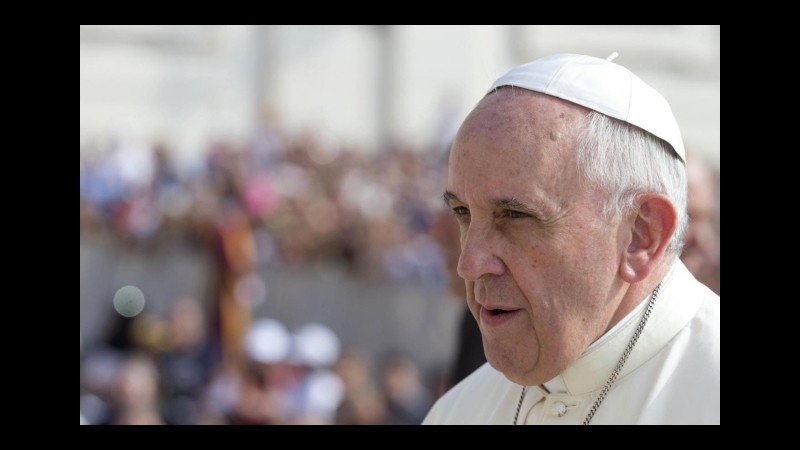 Papa Francesco: Sistema sociale ed economico ingiusto causa i flussi migratori