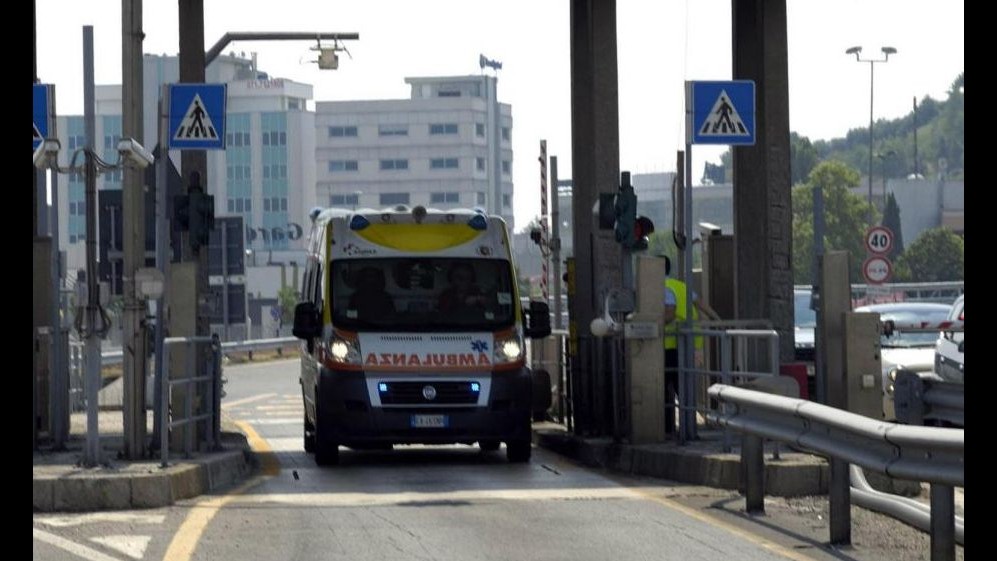 Brescia, auto in una scarpata: un morto, un disperso e un ferito