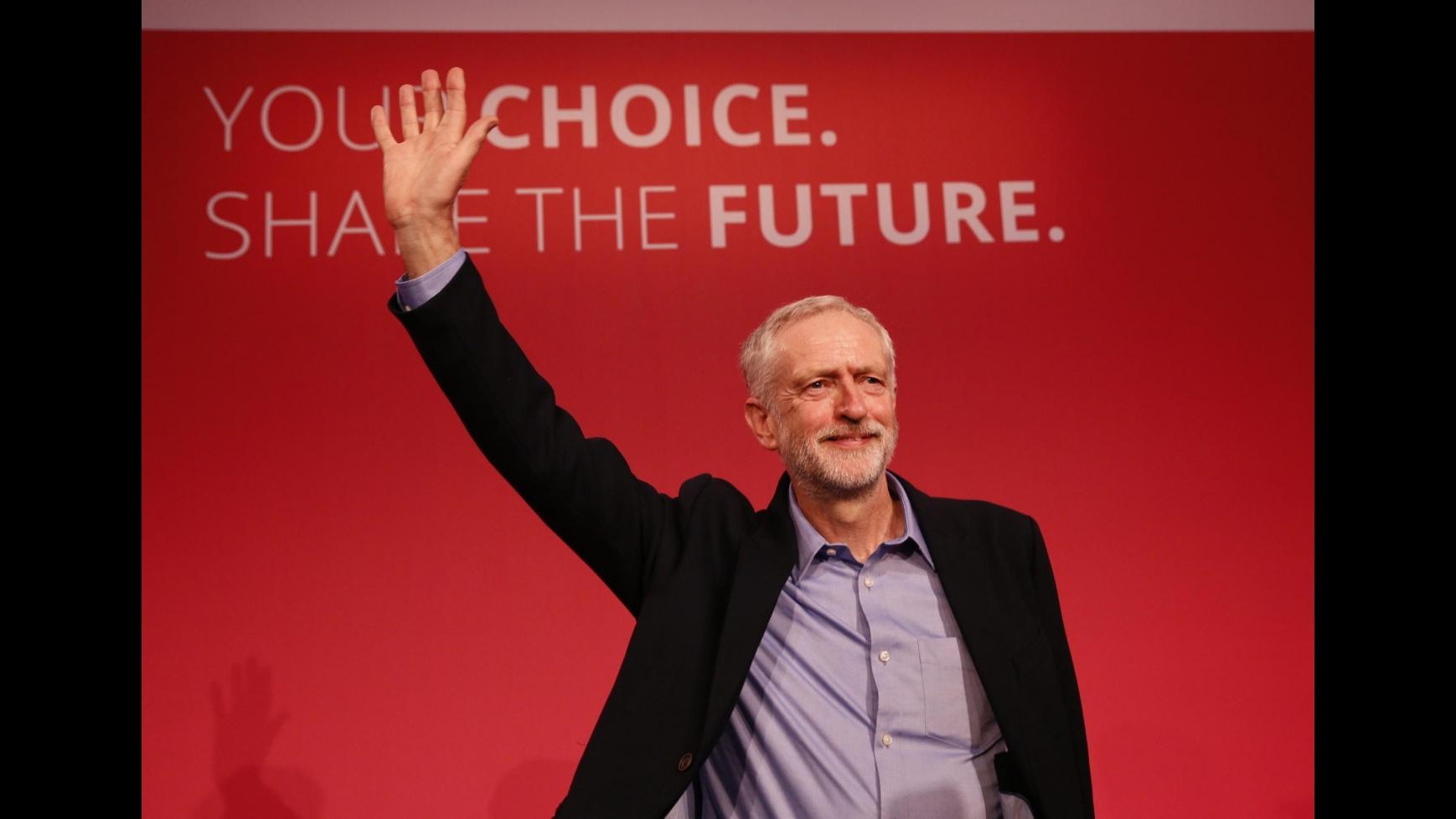 Gb, Labour svolta a sinistra: eletto nuovo leader Corbyn. Al governo: Aiuti i rifugiati