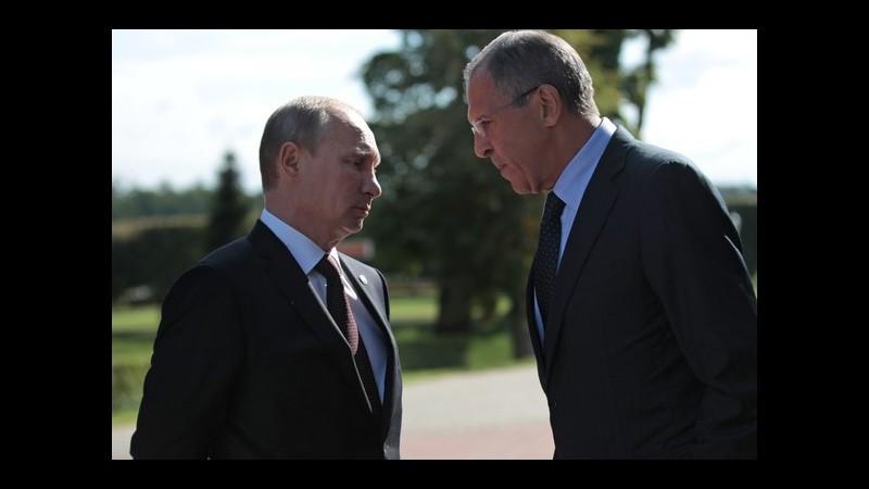 Lavrov: La Russia continuerà a fornire armi alla Siria, collaboriamo con Damasco