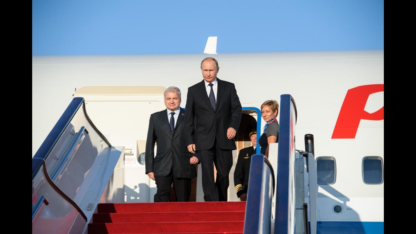 Isis, Putin: Sostegno Usa a ribelli in Siria è illegale