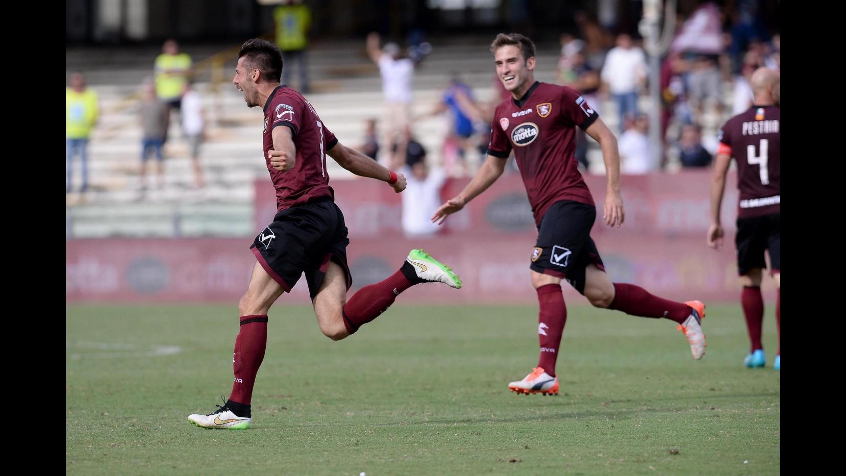 Calcio, Serie B: Salernitana-Ternana 2-1