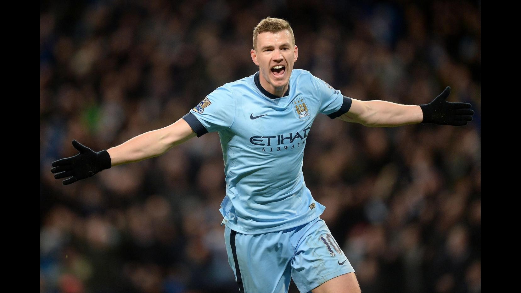 Calciomercato, stampa GB: Roma su Dzeko, City chiede 27.5 mln. Balotelli verso la Samp