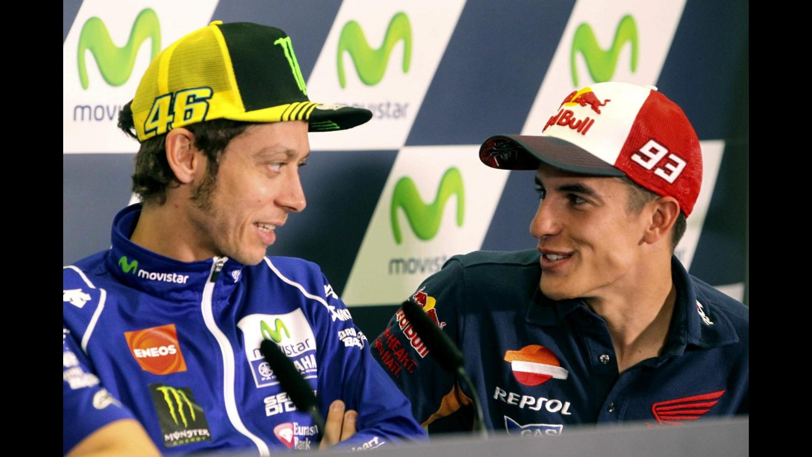 MotoGp, pole per Marquez davanti a Lorenzo. Rossi 6°