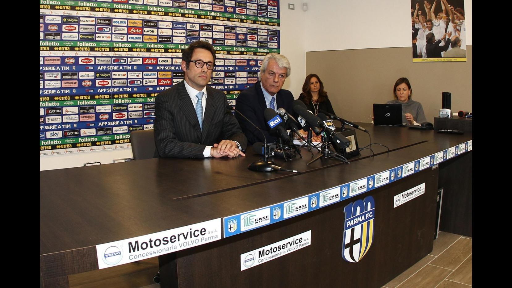 Calcio, Parma: via alle trattative private per acquisto società