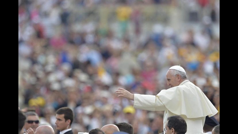 Papa incontra gli Scout: Fare ponti nella società, non muri