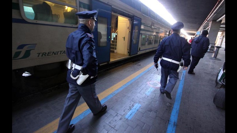Derubava passeggeri sulla linea Milano-Pavia, arrestato dalla Polfer