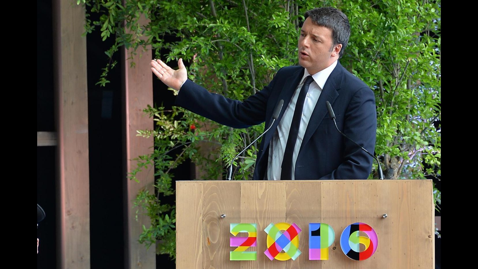 Renzi: Abbiamo bisogno che la Russia sia in prima fila contro il terrorismo