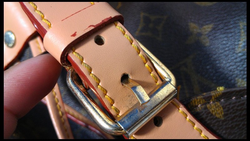 Gestivano contraffazione del marchio Louis Vuitton: 5 denunciati a Napoli