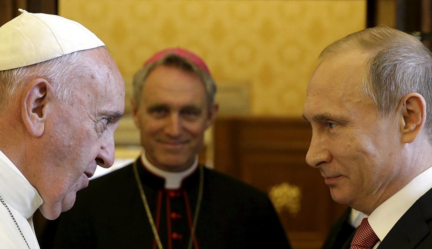 Putin 50 minuti a colloquio con Papa Francesco. A Expo: Sanzioni ci danneggiano