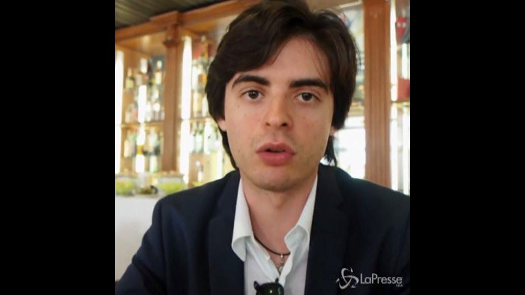 SCHEDA –  Lo studente negli Usa: Emozione laurearsi in cinema nel campus di Lucas