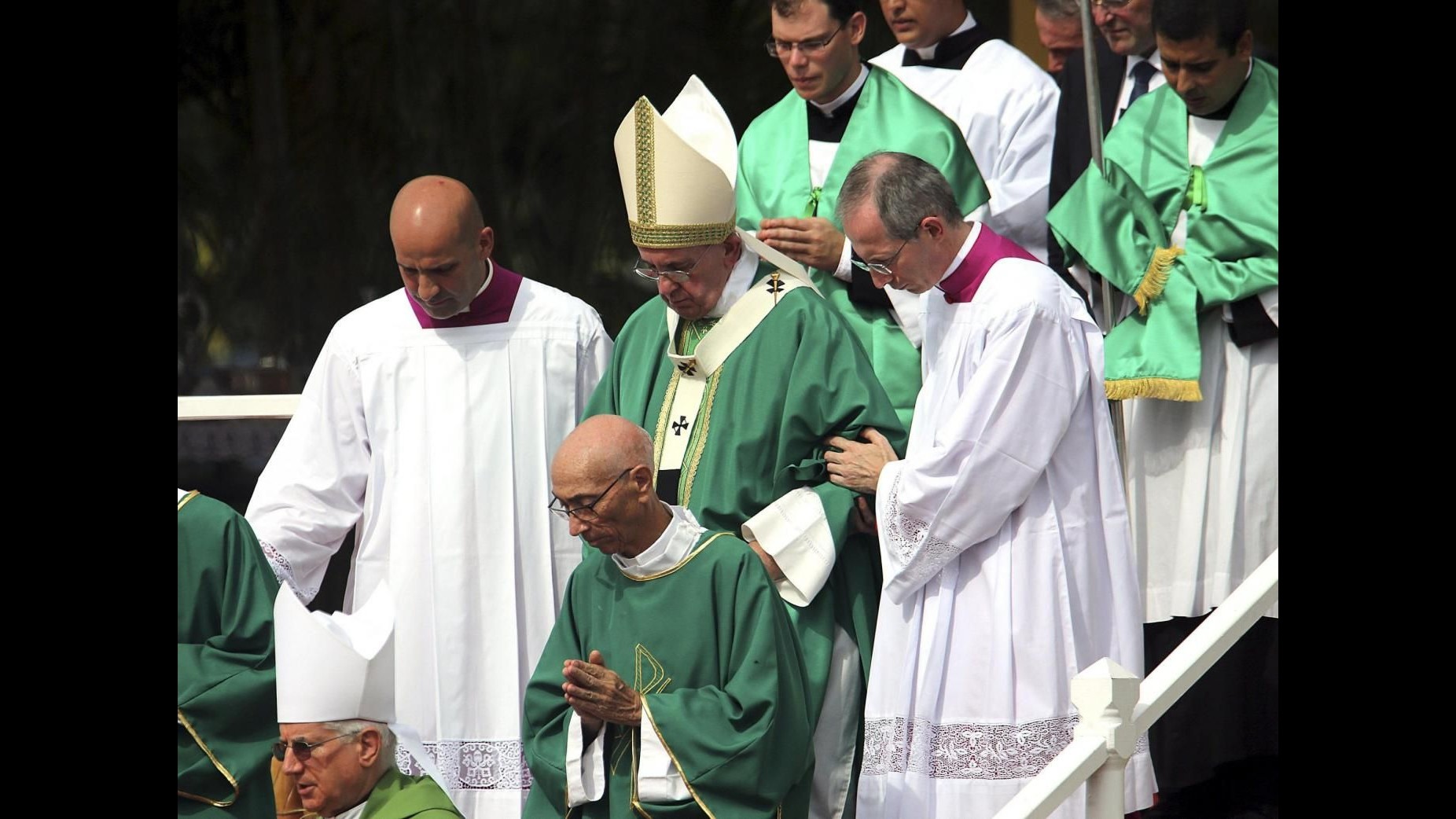Cuba, il Papa se ne va e lascia la rivoluzione della tenerezza