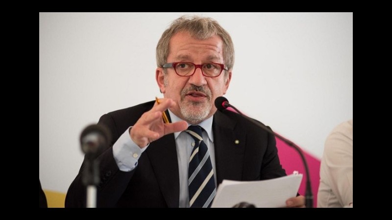 Migranti, Maroni: I miei accordi con le regioni erano molto diversi da oggi