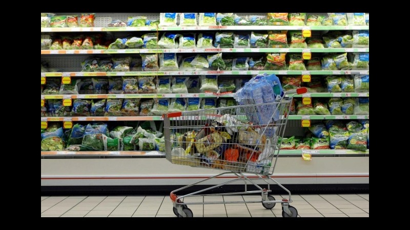 Confcommercio: ad aprile sale l’indicatore dei consumi (+0.5%)
