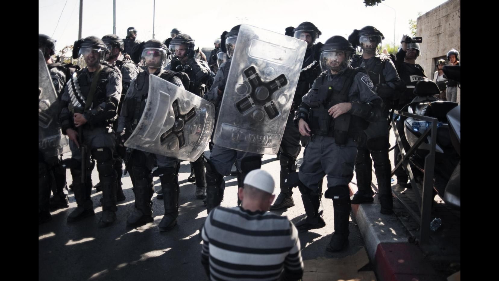 Medioriente, 21 palestinesi arrestati per disordini Spianata moschee