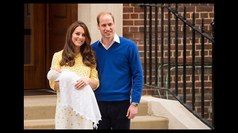 Royal Baby, principessa Charlotte sarà battezzata il 5 luglio