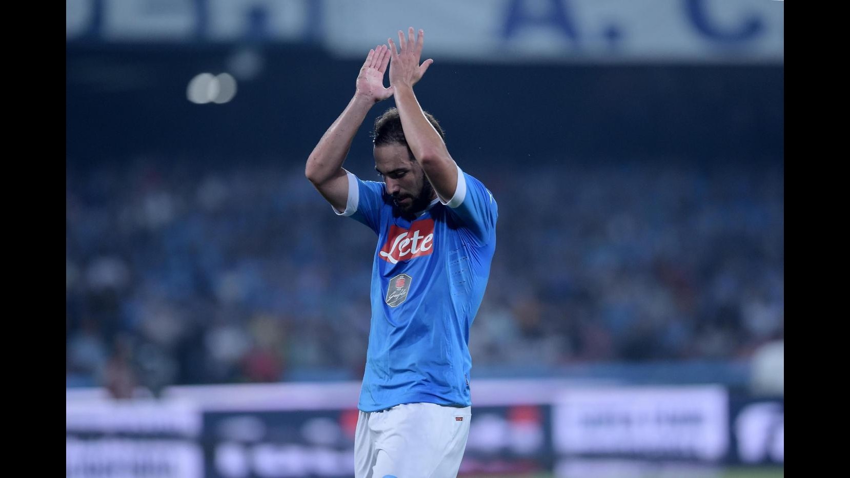 Serie A, show Napoli: ‘manita’ alla Lazio con super Higuain