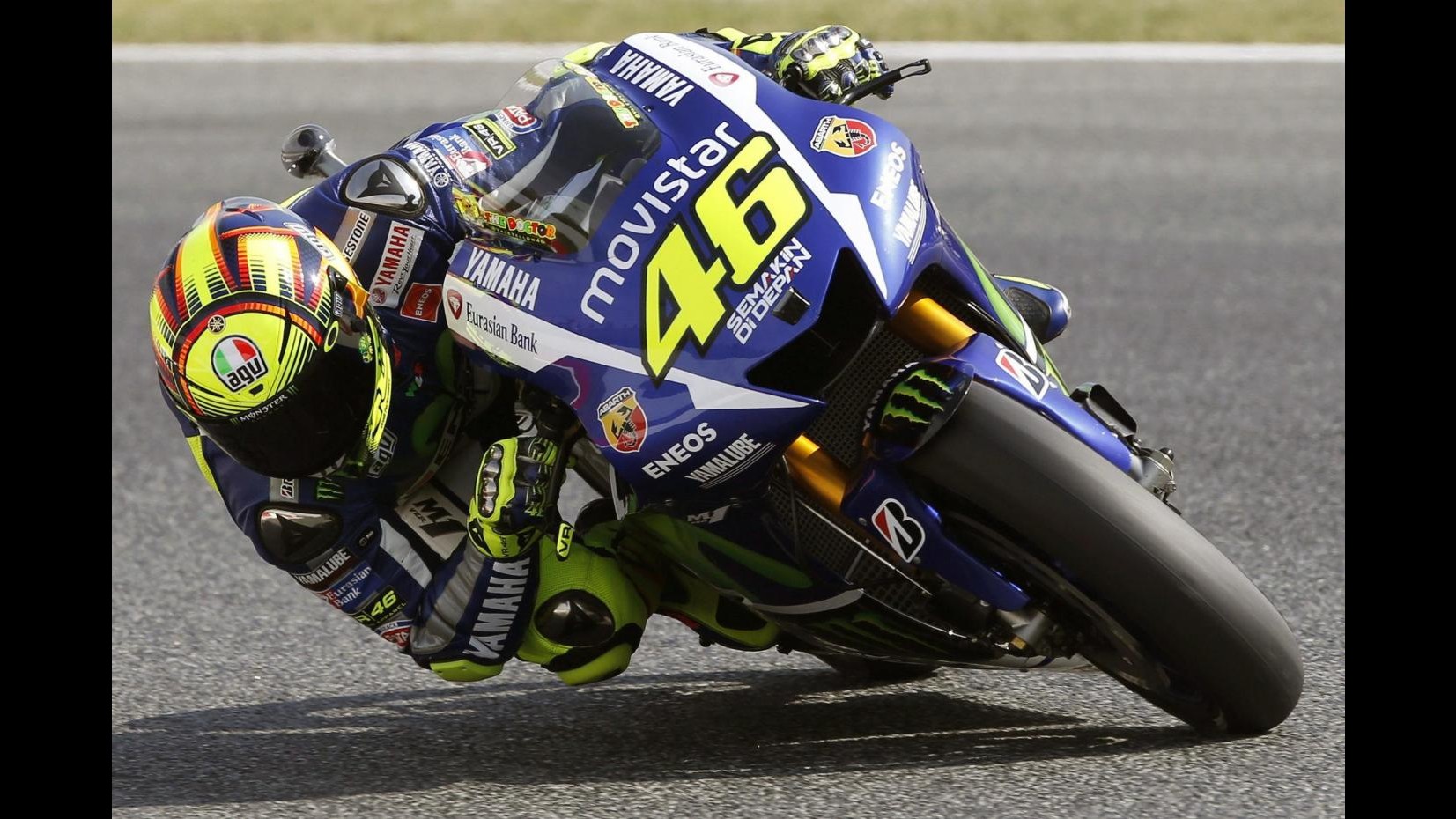 MotoGp, Olanda: pole Rossi davanti ad Aleix Espargaro e Marquez. Lorenzo solo 8°