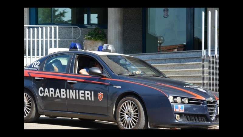 Milano, smantellata organizzazione dedita a furti d’auto: 22 arresti