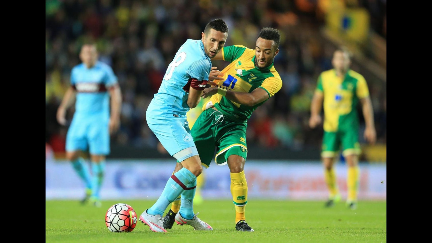 West Ham: recissione consensuale con Amalfitano