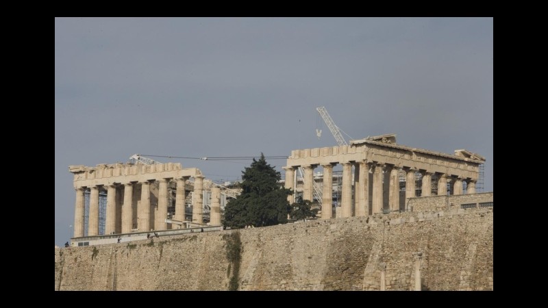 Grecia, spread Atene scende di 10,9 punti, rendimento al 10,51%