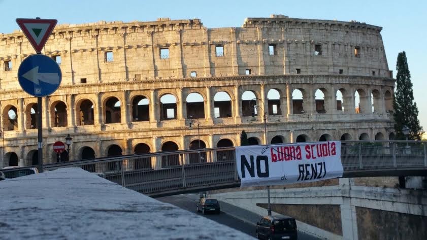 Scuola, il Governo pone la fiducia: fischi e  bagarre in aula al Senato