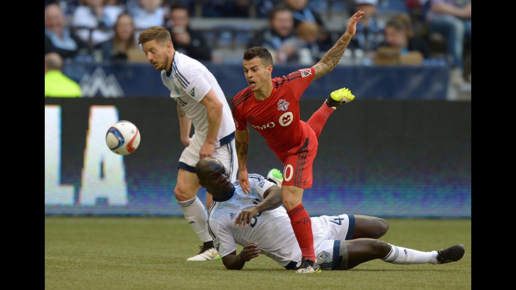 Mls: Toronto batte Philadelphia 3-1, ancora in gol Giovinco