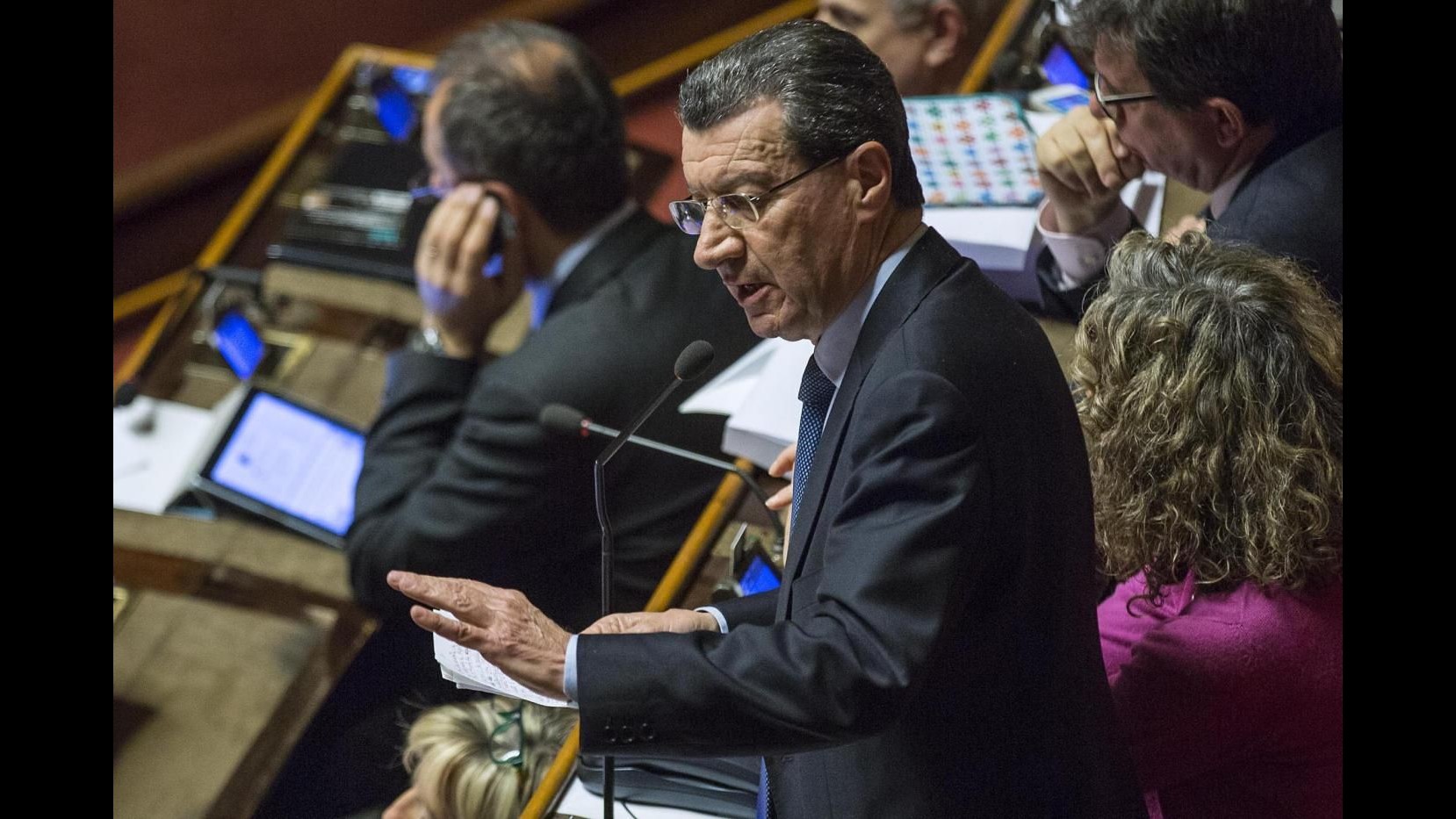 Riforme, Chiti: Mai in cambio incarichi o denaro per impegno politico