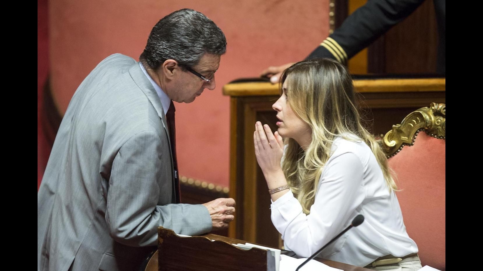 Riforme, slitta a domani voto articolo 2. Pd compatto