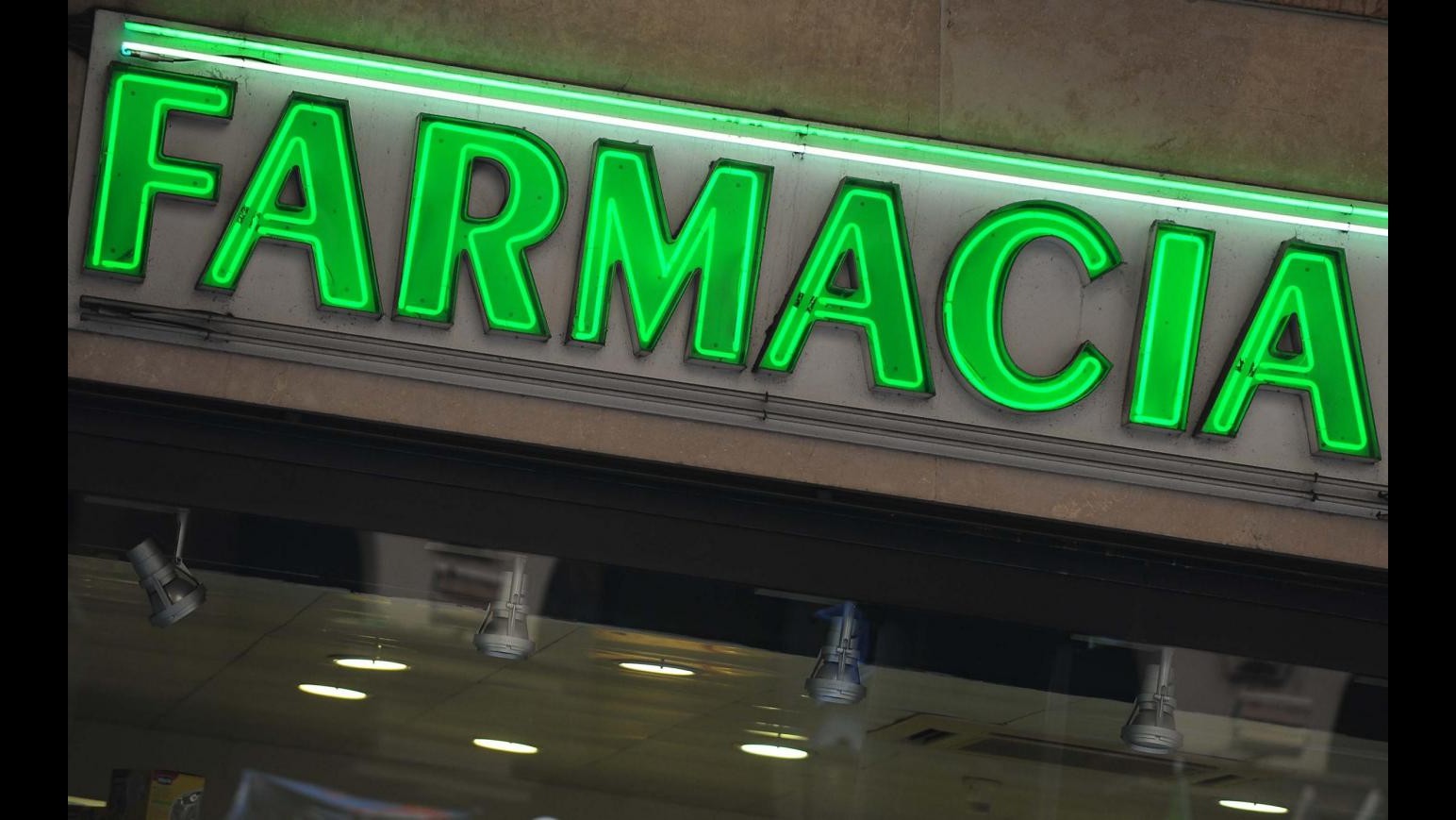Salute, studio italiano rivela: consumo farmaci cala oltre gli 85 anni