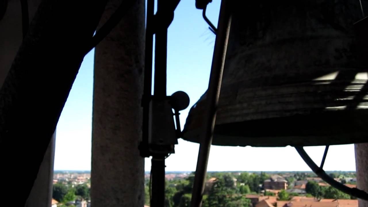 A Colonia 23mila rintocchi di campane per ricordare i migranti morti