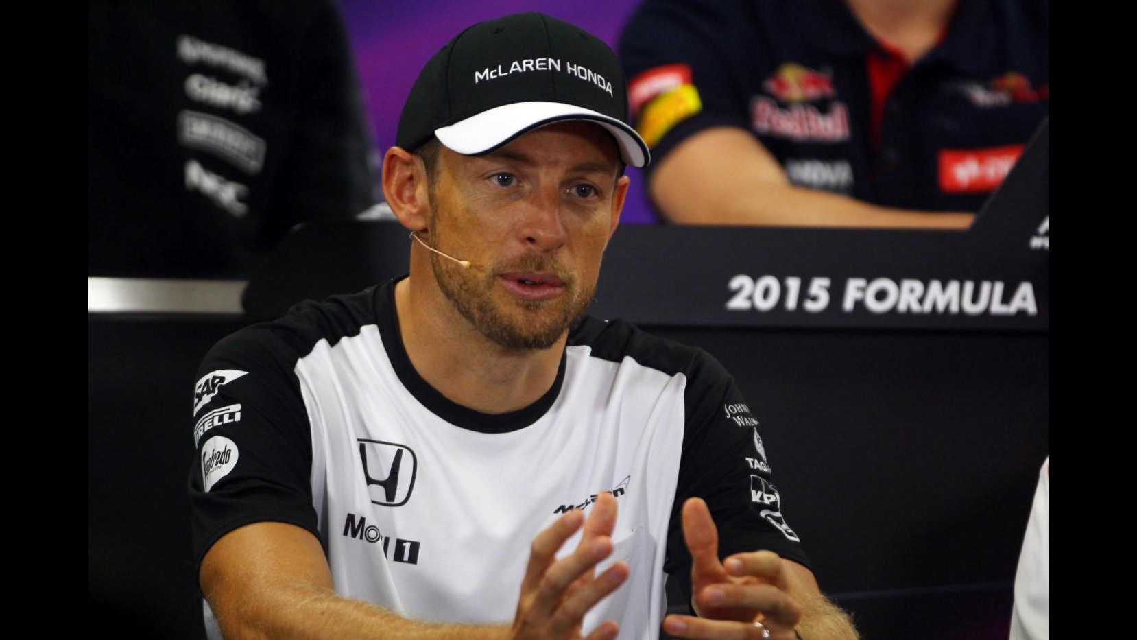 F1, Button correrà con la McLaren anche nel 2016