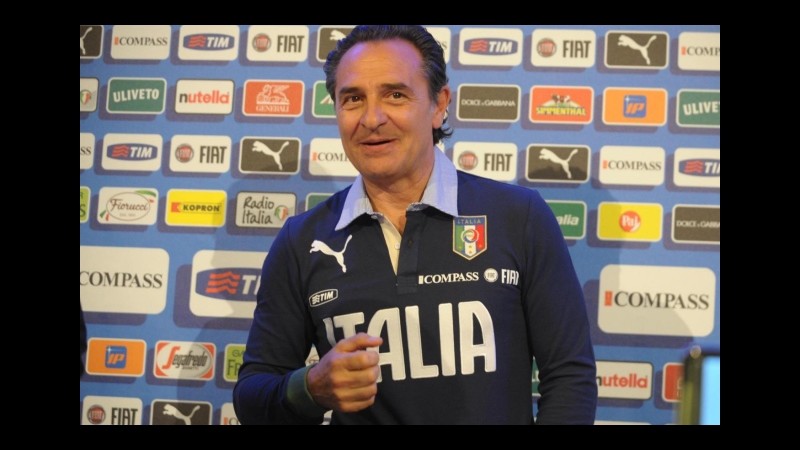 Prandelli: Mi piacerebbe tornare in campo, rosico a star fermo