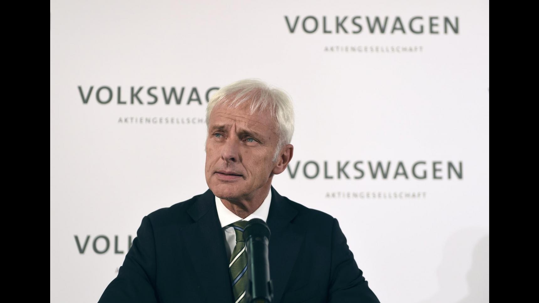 Volkswagen, Mueller: Richiamo delle auto manipolate inizierà nei prossimi giorni