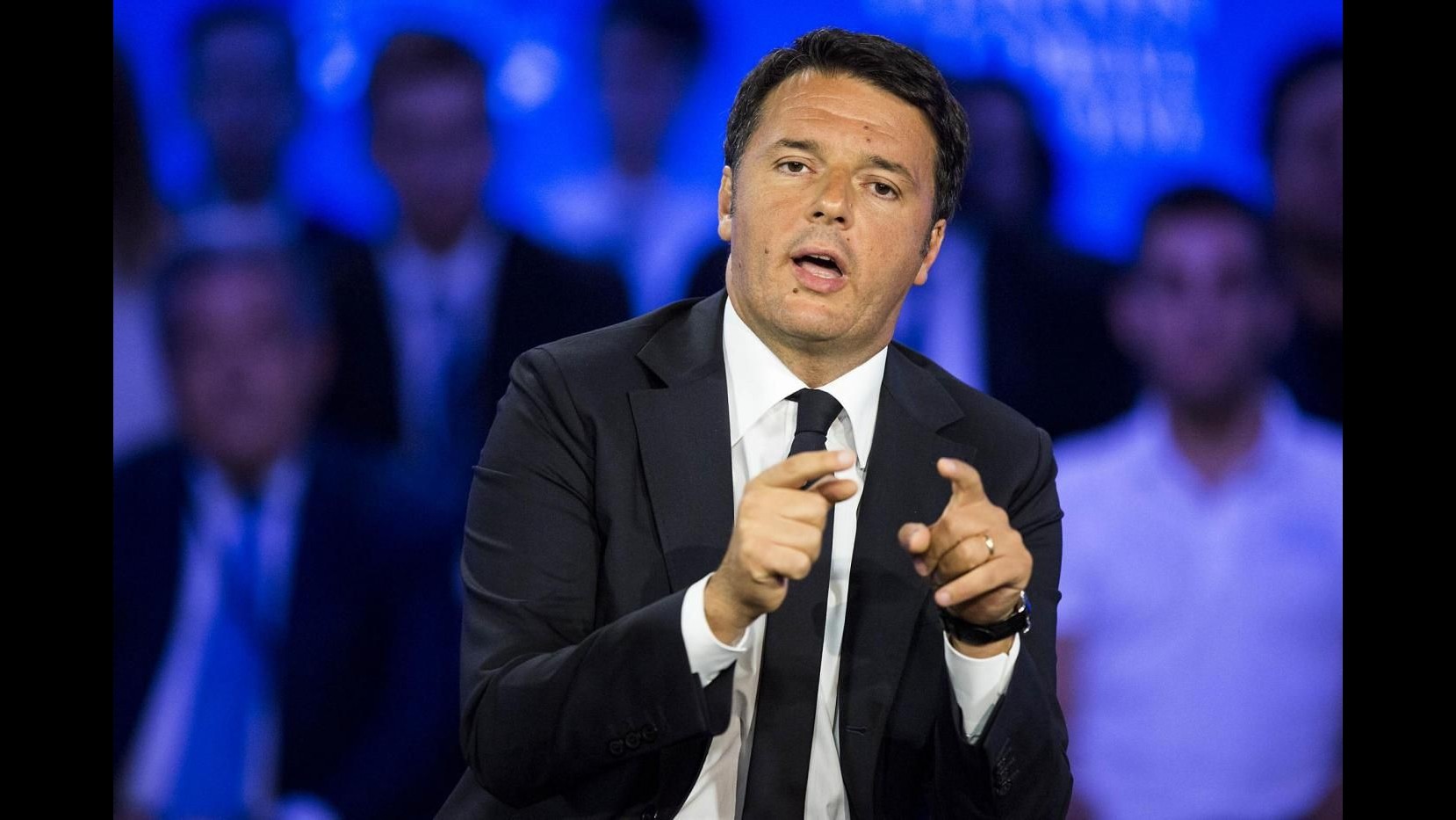 Renzi: Decidiamo noi quale tasse ridurre, non euroburocrati. Elimineremo prima casa