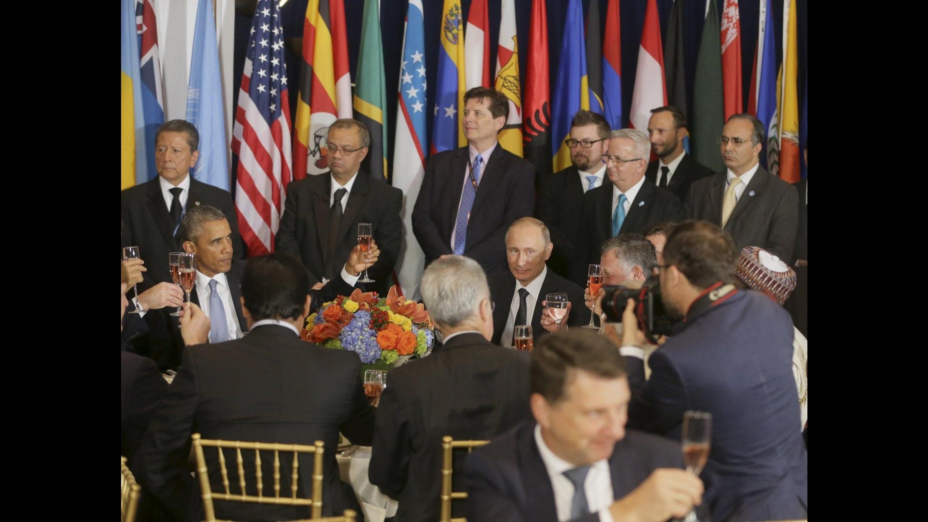 Siria, Obama: Assad è tiranno, ha ucciso bambini. Putin: errore non trattare con lui
