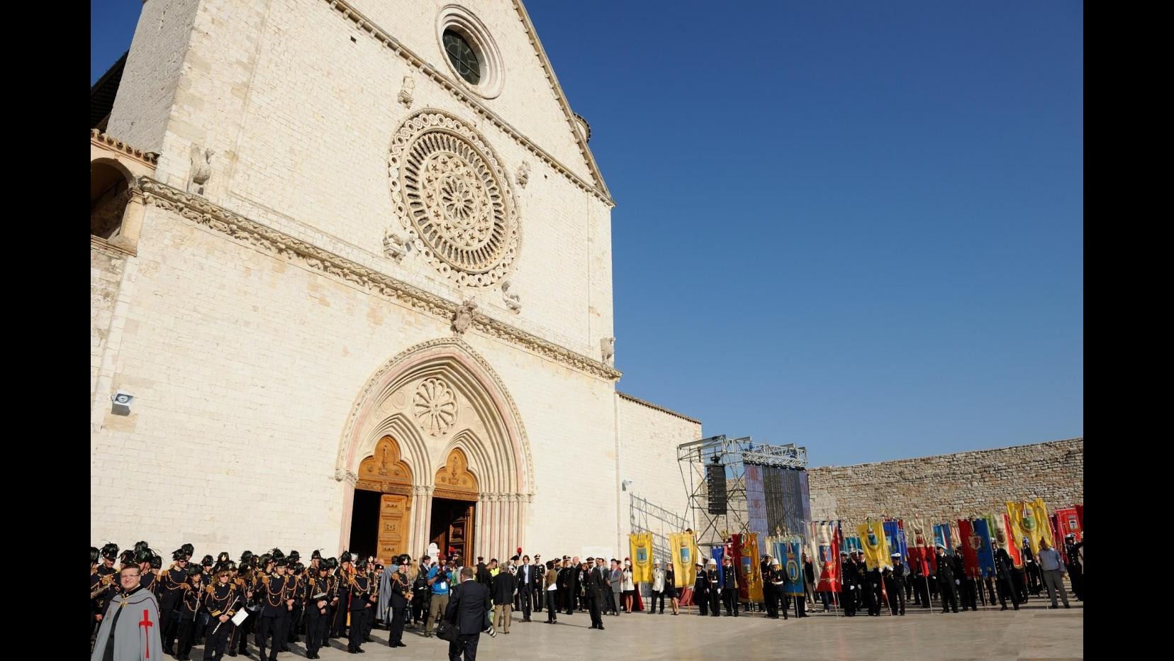 Cei, resti mortali di San Francesco d’Assisi mostrati da Tv2000